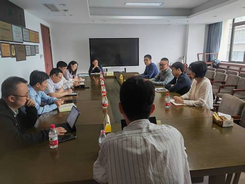 74b1e2cf8f3e0136aef58e9a3093422